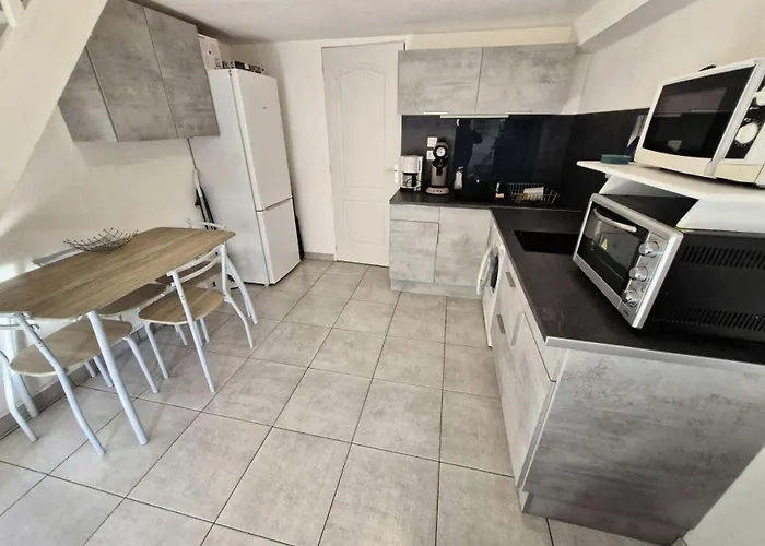 Villa Hawai 1 - T1 Mezz 4 Couchages Port Leucate. Ref: 7h1_444 Mae-1861 *